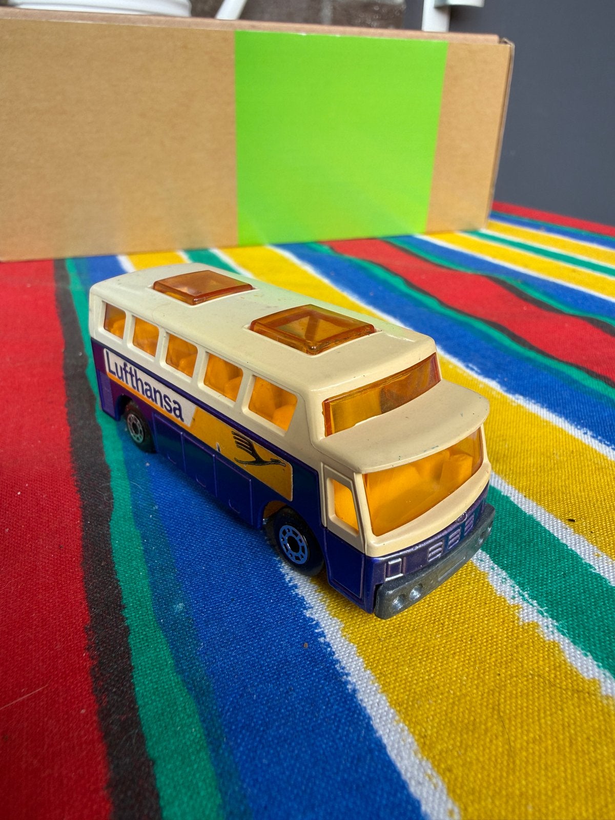 Matchbox Superfast No. 66 Airport Coach Lufthansa 1977, Ophalen of Verzenden, Gebruikt
