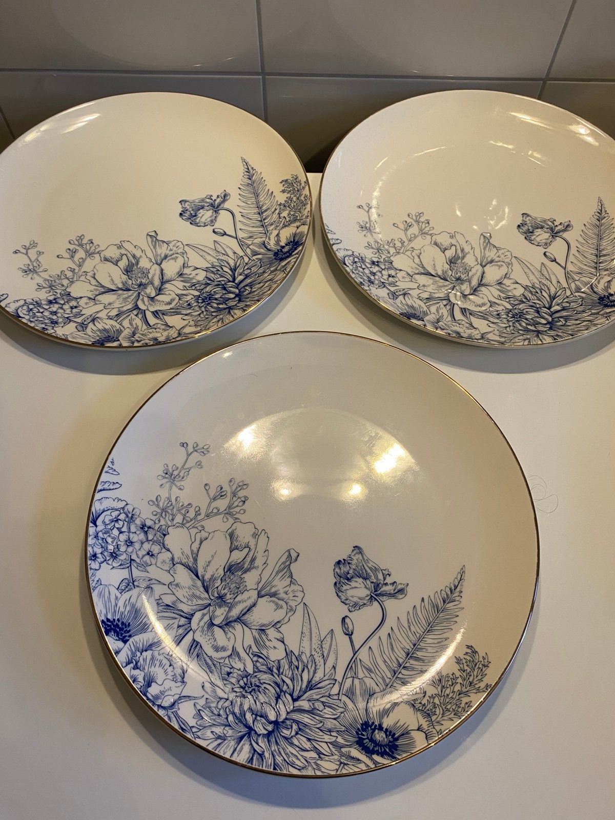 AH grote diner borden blauwe bloem, Huis en Inrichting, Keuken | Servies, Ophalen, Zo goed als nieuw, Bord(en), Overige stijlen
