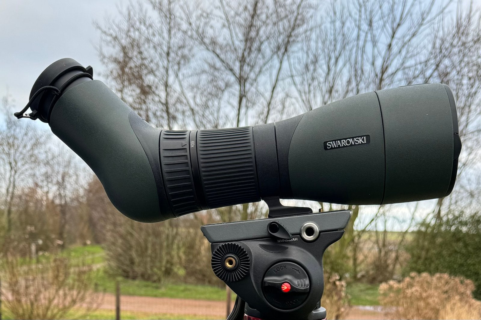 Swarovski ATX 85 25-60 Telescoop met stayon case z.g.a.n., Audio, Tv en Foto, Ophalen, Zo goed als nieuw, Minder dan 80 mm, Lenzentelescoop (refractor)