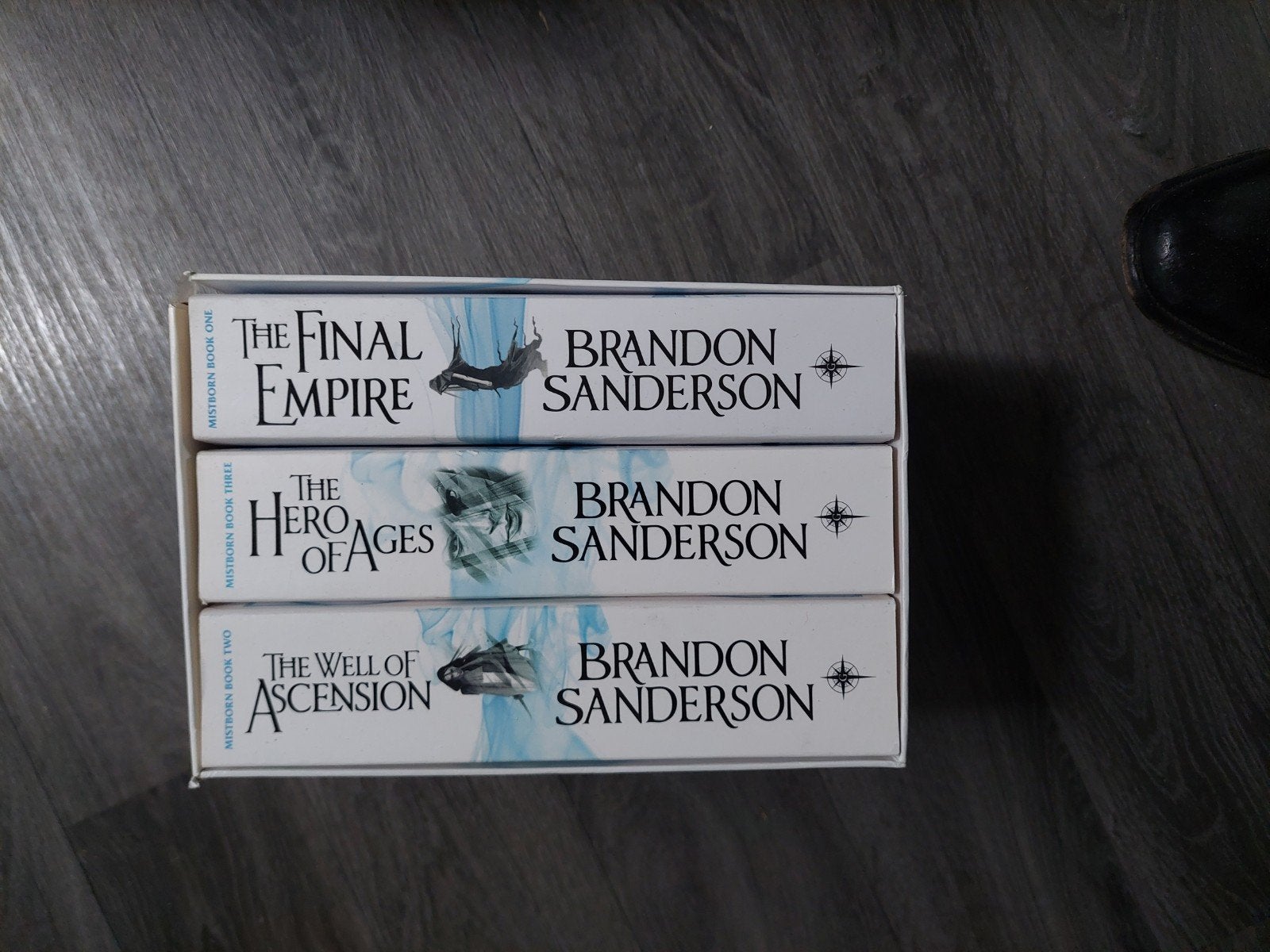 The Mistborn Trilogy - Brandon Sanderson (Engels), Boeken, Fantasy, Ophalen of Verzenden, Nieuw, Brandon Sanderson