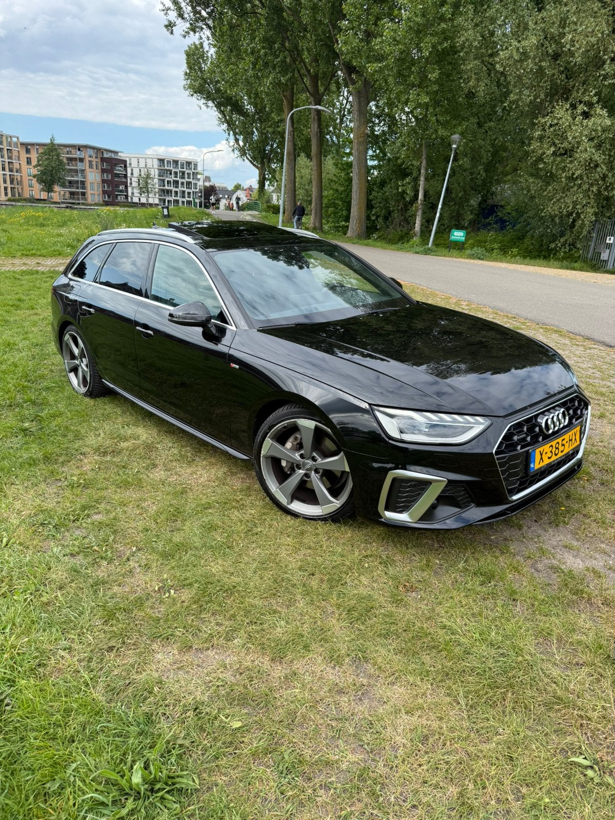 Audi A4 Avant 2.0 TDI Quattro 3 X S line  S tronic  Pano, Auto's, Audi, Automaat, 1800 kg, A4, Zwart
