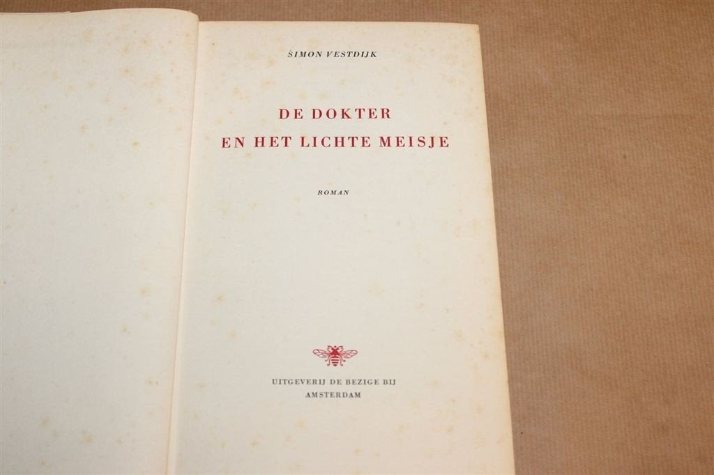 De Dokter en het Lichte Meisje — Vestdijk, 4e Druk 1952, Ophalen of Verzenden, Gelezen