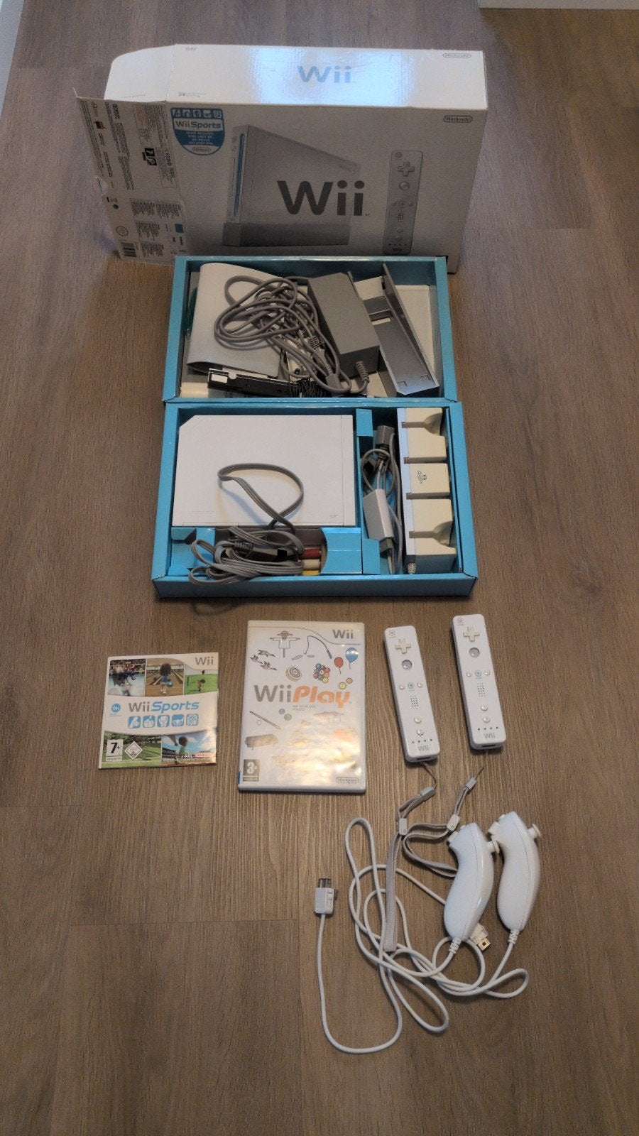 Nintendo Wii compleet met 2 controllers, nunchuks en games, Ophalen of Verzenden, Met 2 controllers, Met games
