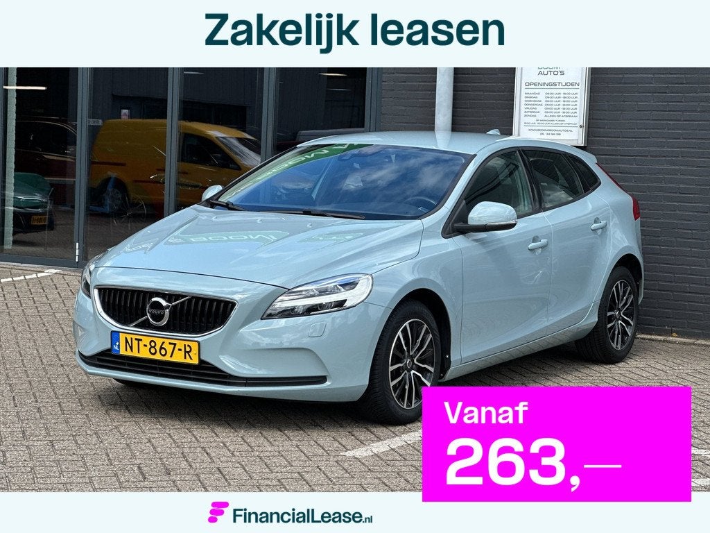 Volvo V40 1.5 T2 Nordic+/2E EIG /NAVI/AUTOMAAT/NL-AUTO NAP!, Euro 6, 4 cilinders, 700 kg, Blauw