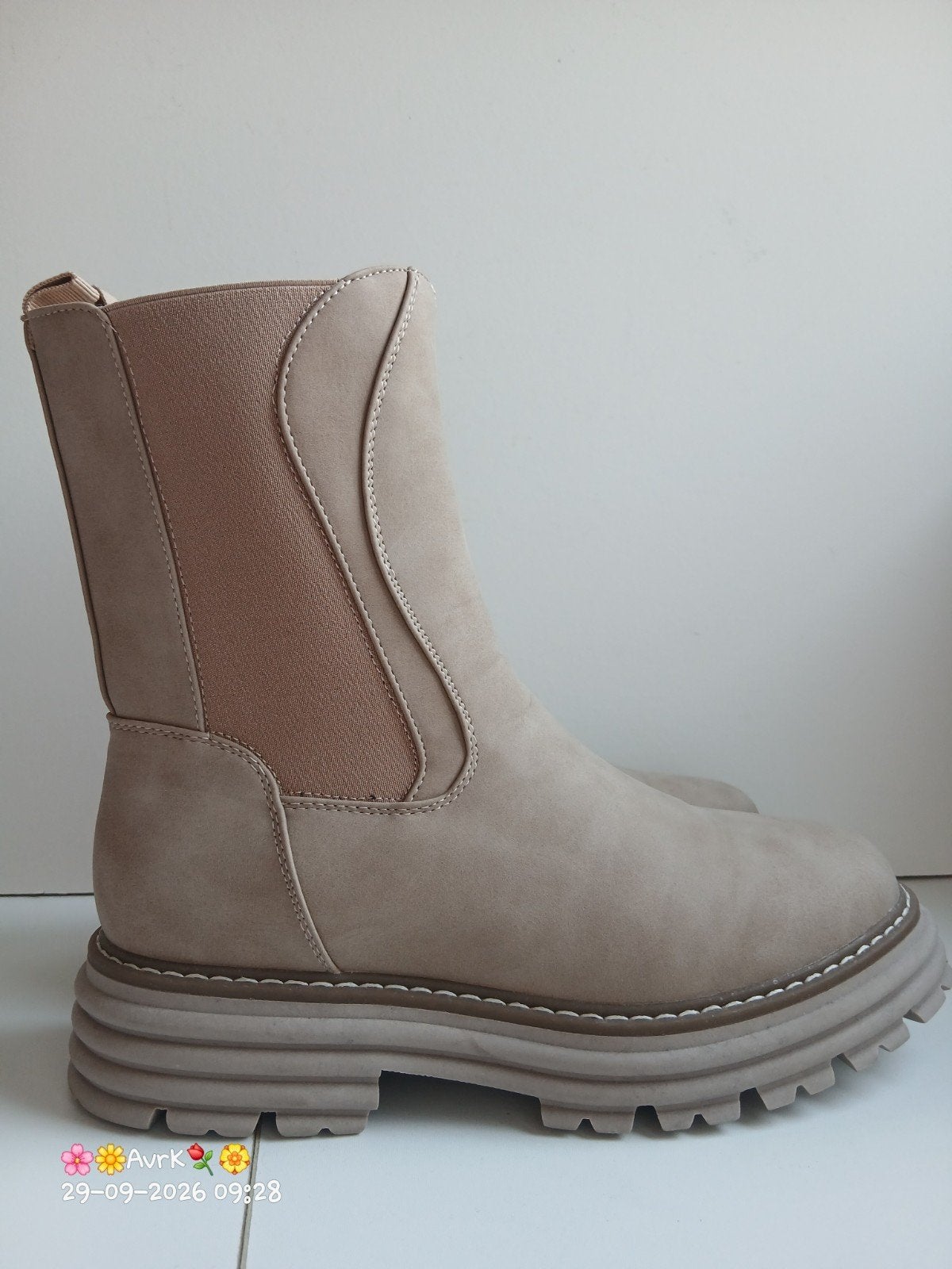 boots halfhoge beige laarzen vegan DSTRCT maat40, Verzenden, Beige, Lage of Enkellaarzen, DSTRCT
