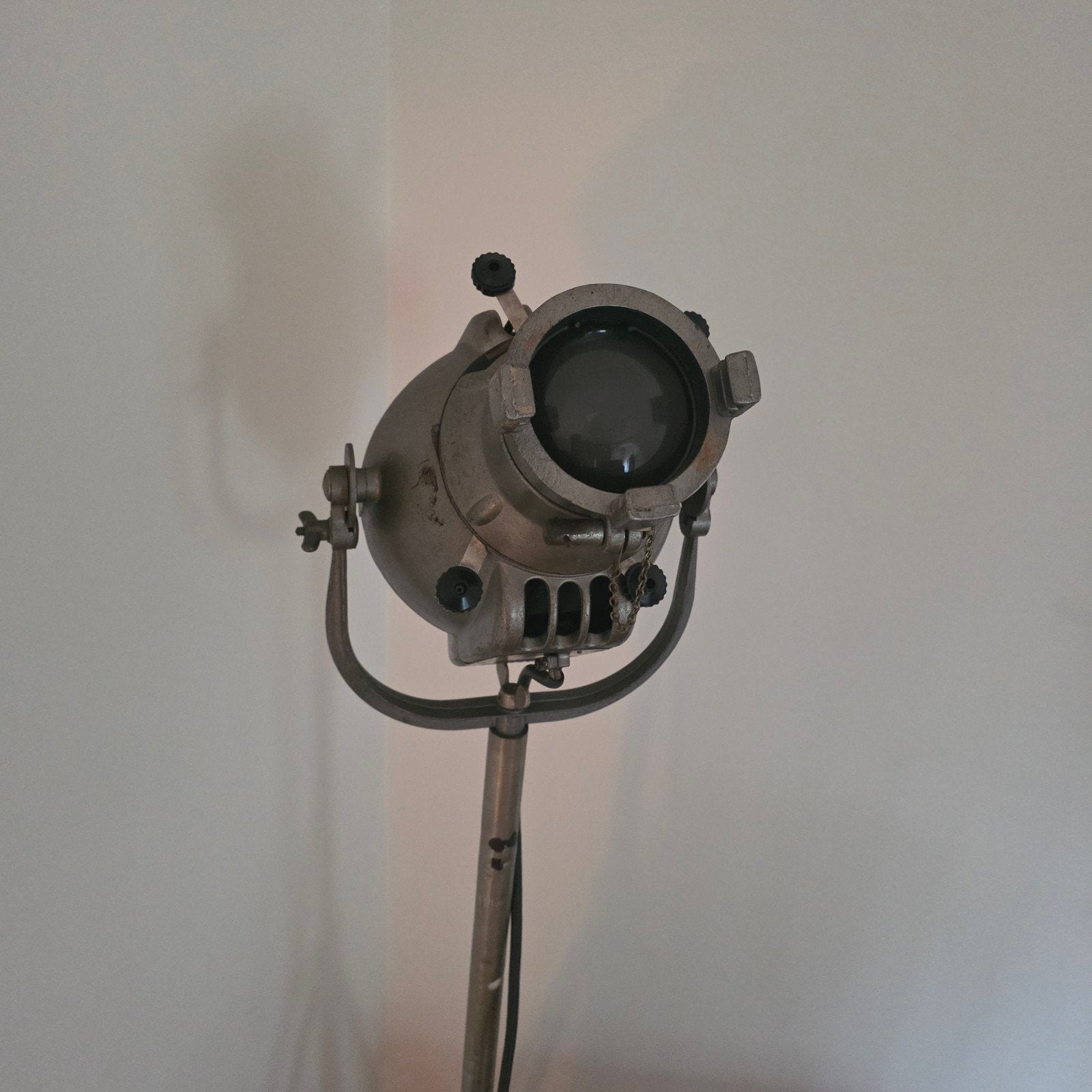 Vintage Theaterlamp op Statief - Industriële Stijl, Muziek en Instrumenten, Theaterbelichting, Ophalen