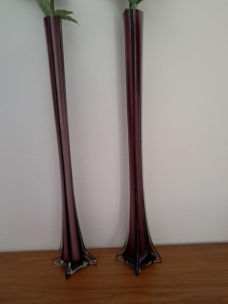 Vintage Eiffeltoren-vaas. Kleur aubergine- of amethystpaarse, Ophalen of Verzenden