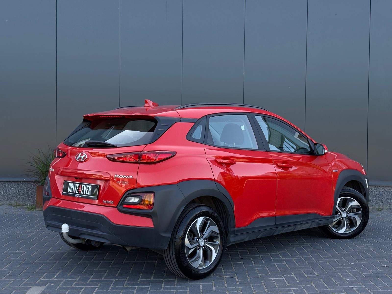 Hyundai Kona 1.6 GDI HEV Comfort HYBRID TREKHAAK | NAVI | CA, Auto's, Hyundai, Stof, Gebruikt, Zwart, Met garantie (alle)