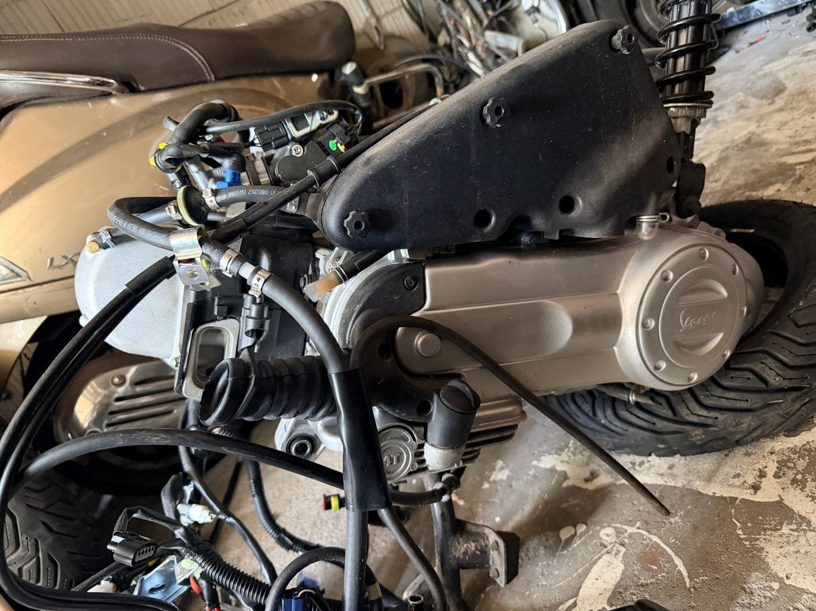 Vespa sprint/ primavera e5 motorblok plug and play, Ophalen of Verzenden, Zo goed als nieuw, Blok, Vespa