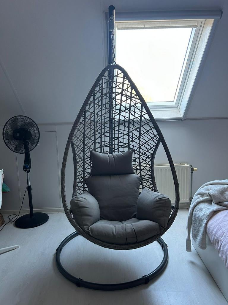Hangstoel, om heerlijk in te chillen, Ophalen, Zen, Stof, Zo goed als nieuw
