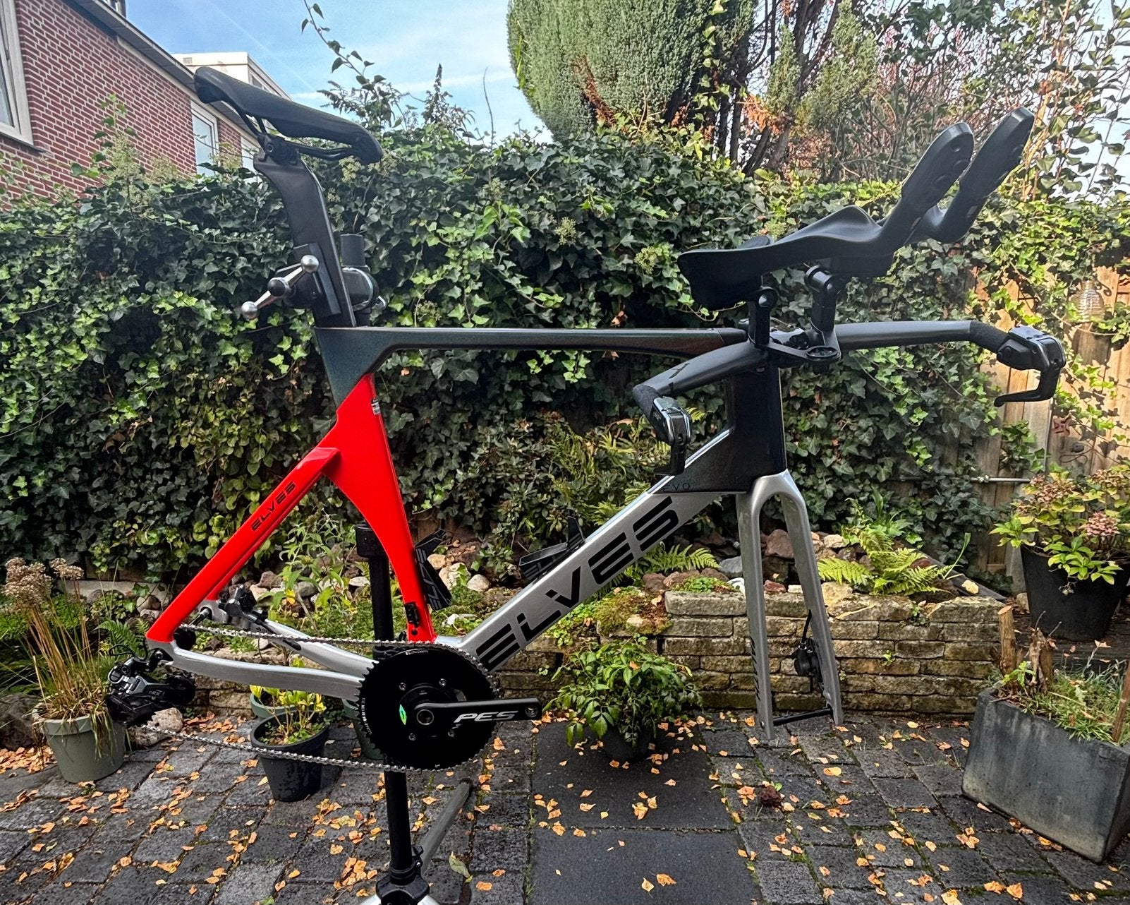 Elves Falath Tijdritfiets Maat 61 - UCI Goedgekeurd, Minder dan 10 versnellingen, Gebruikt, Carbon, Overige maten