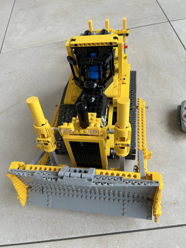 Lego 8275 Gemotoriseerde bulldozer, Kinderen en Baby's, Speelgoed | Duplo en Lego, Ophalen, Gebruikt, Lego, Technic
