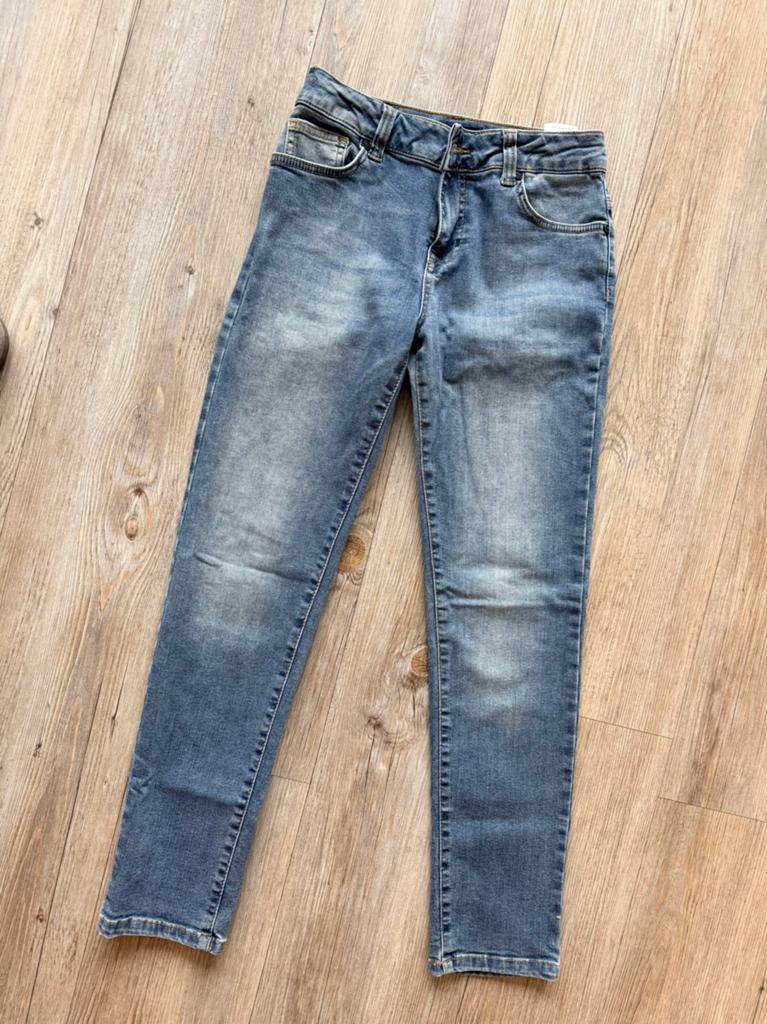 152 Cars mooie zomer spijkerbroek, Kinderen en Baby's, Kinderkleding | Maat 152, Ophalen of Verzenden, Zo goed als nieuw, Jongen
