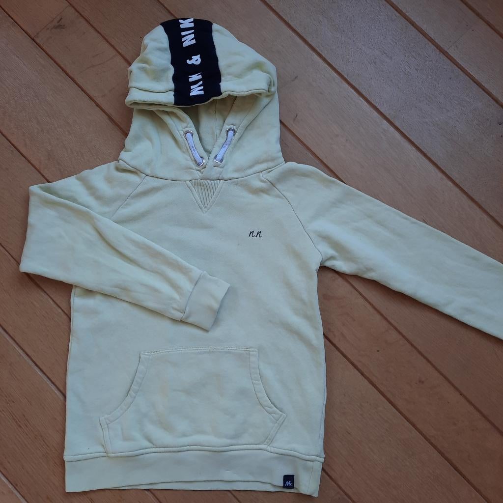Nik & Nik capuchon sweater geel maat 128, Trui of Vest, Nik&Nik, Ophalen of Verzenden, Zo goed als nieuw
