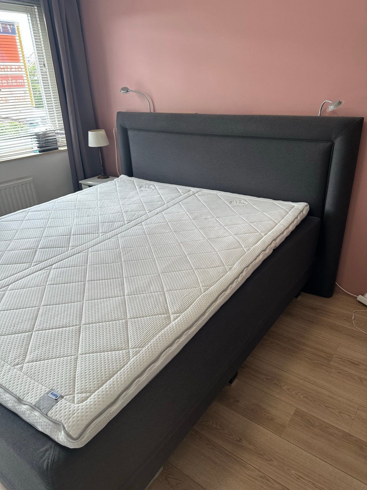 Swiss Sense Royal Vertigo 180x210 met Auping topper en lampj, Huis en Inrichting, Slaapkamer | Bedden, Gebruikt, 210 cm, Tweepersoons