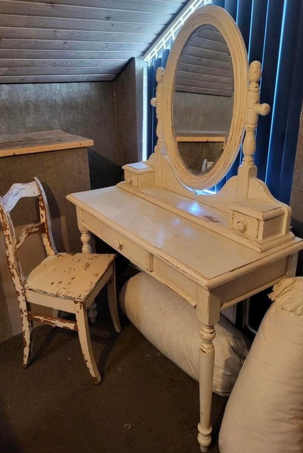 Brocante kaptafel met stoel, Huis en Inrichting, Tafels | Kaptafels, Ophalen, Gebruikt, 50 tot 100 cm, Minder dan 100 cm