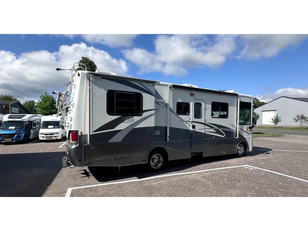 Chevrolet R-Vision, 9 tot 10 meter, Afzuigkap, LPG, Kluisje