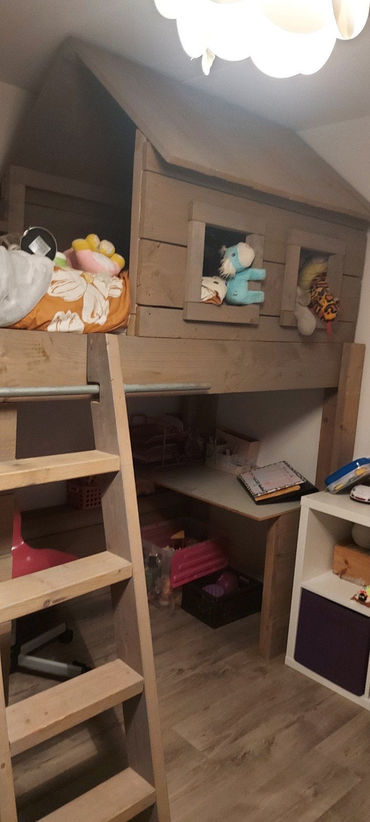 Unieke hoogslaper met huisje en bureau,en boekenkast, Ophalen, Gebruikt, Eenpersoons, 200 cm