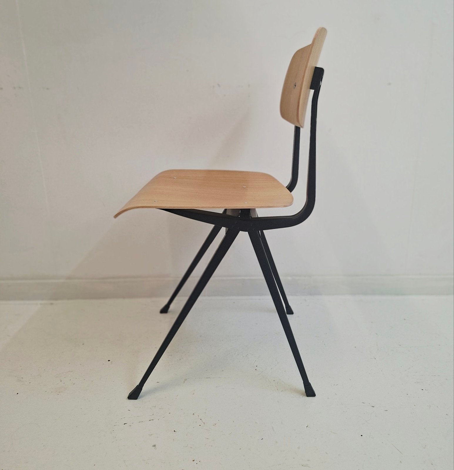 Hay Result stoel Nieuw product Friso Kramer Wim Rietveld, Ophalen, Nieuw, Eén