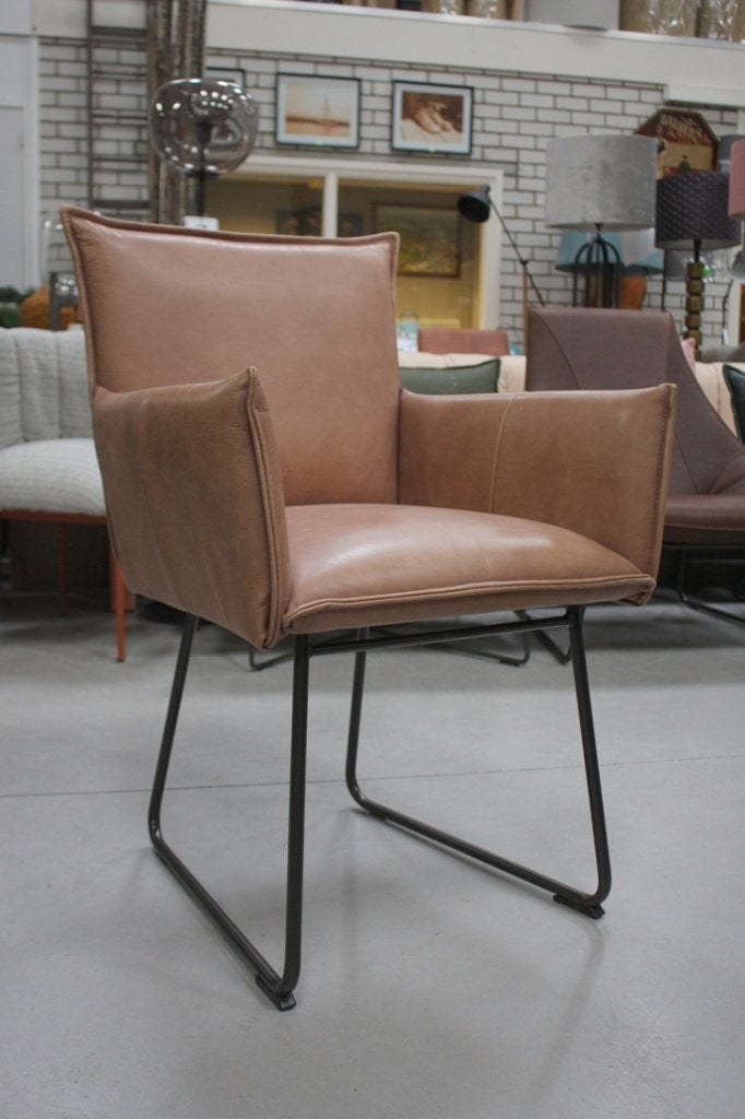 2 x luxe eetkamerstoel SANNE Jess Design leer armleuningen, Ophalen, Twee, Bruin, Zo goed als nieuw