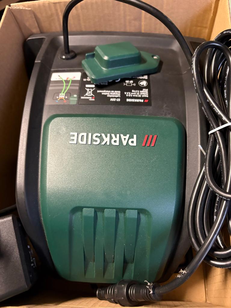 Parkside Robotmaaier Smart 20 V met accu en laadstation, Ophalen of Verzenden, Nieuw, Minder dan 20 cm