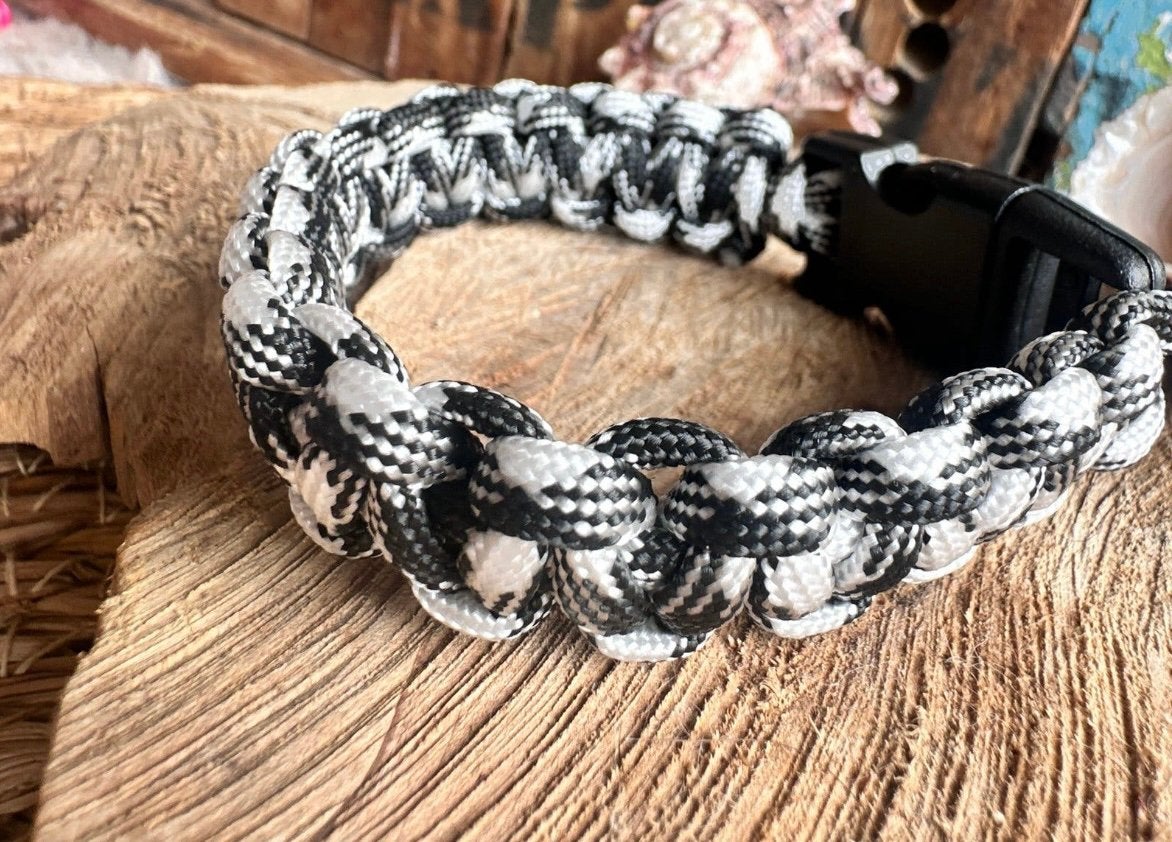 Stoere paracord armband / heren / zwart - wit, Ophalen of Verzenden, Nieuw
