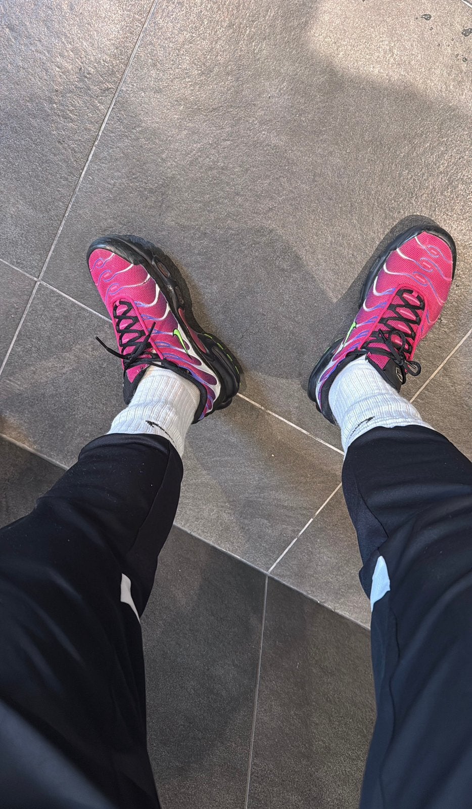 Nike TN sneakers, Ophalen of Verzenden, Zo goed als nieuw, Overige kleuren