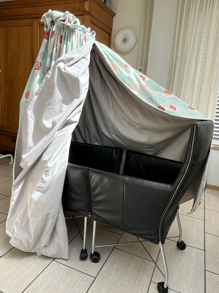Verduisteringsgordijn voor babyledikantje, Ophalen of Verzenden, Zo goed als nieuw, Wieg