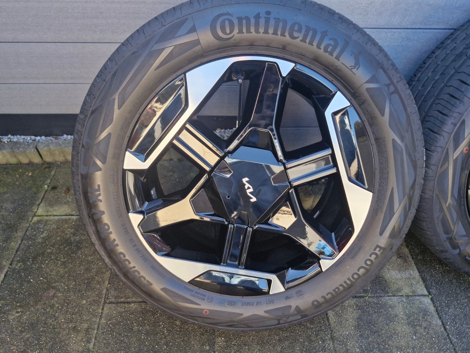 Kia Sportage 18 inch velgen met Continental EcoContact 6 ban, Auto-onderdelen, Ophalen, 18 inch, Gebruikt, Banden en Velgen