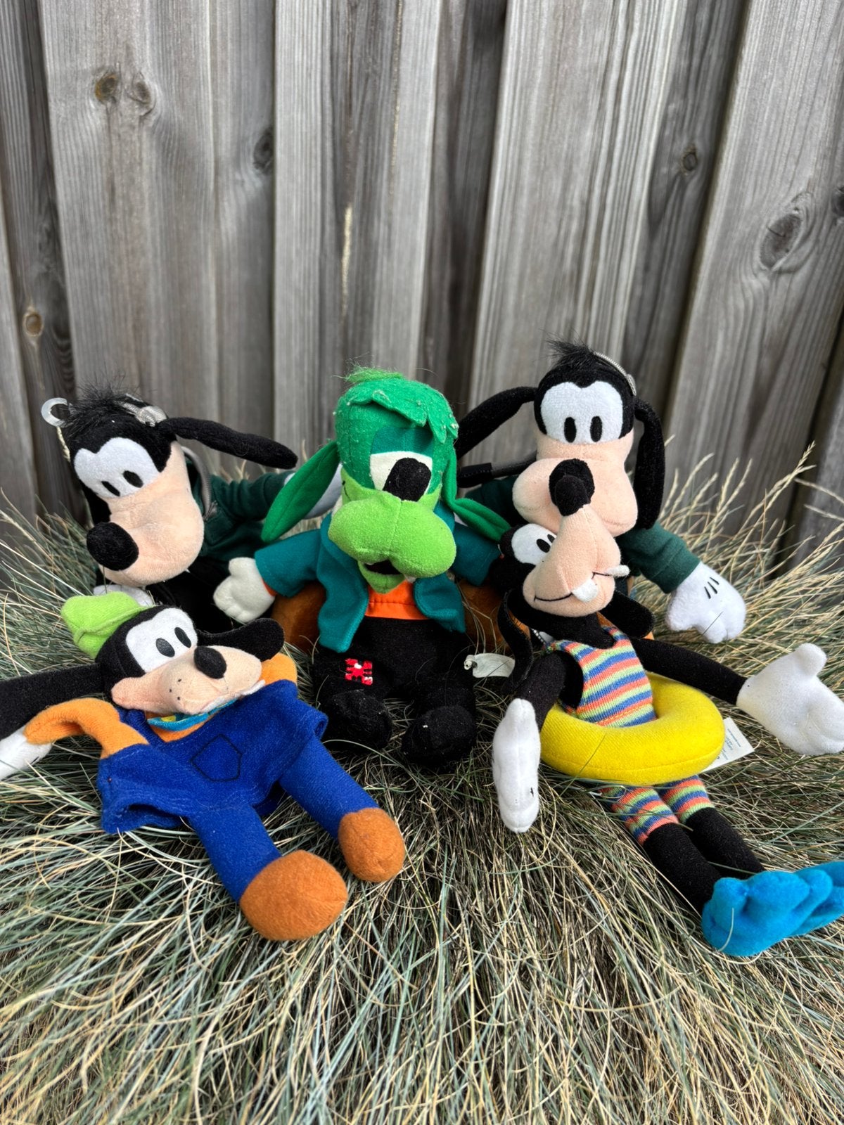 Pluto Disney 5 stuks 1 is een handpop, Verzenden, Overige typen