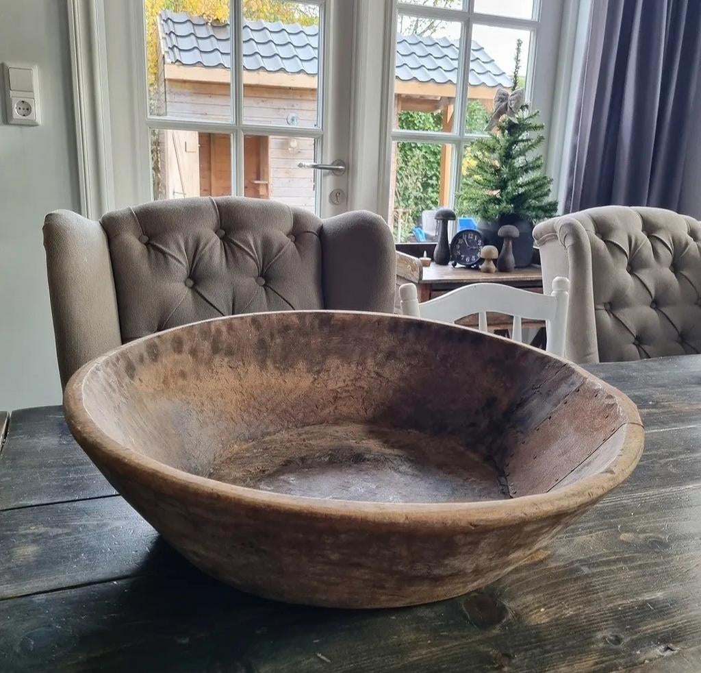 Grote houten schaal, Huis en Inrichting, Woonaccessoires | Schalen en Manden, Ophalen, Zo goed als nieuw, Rond, Hout