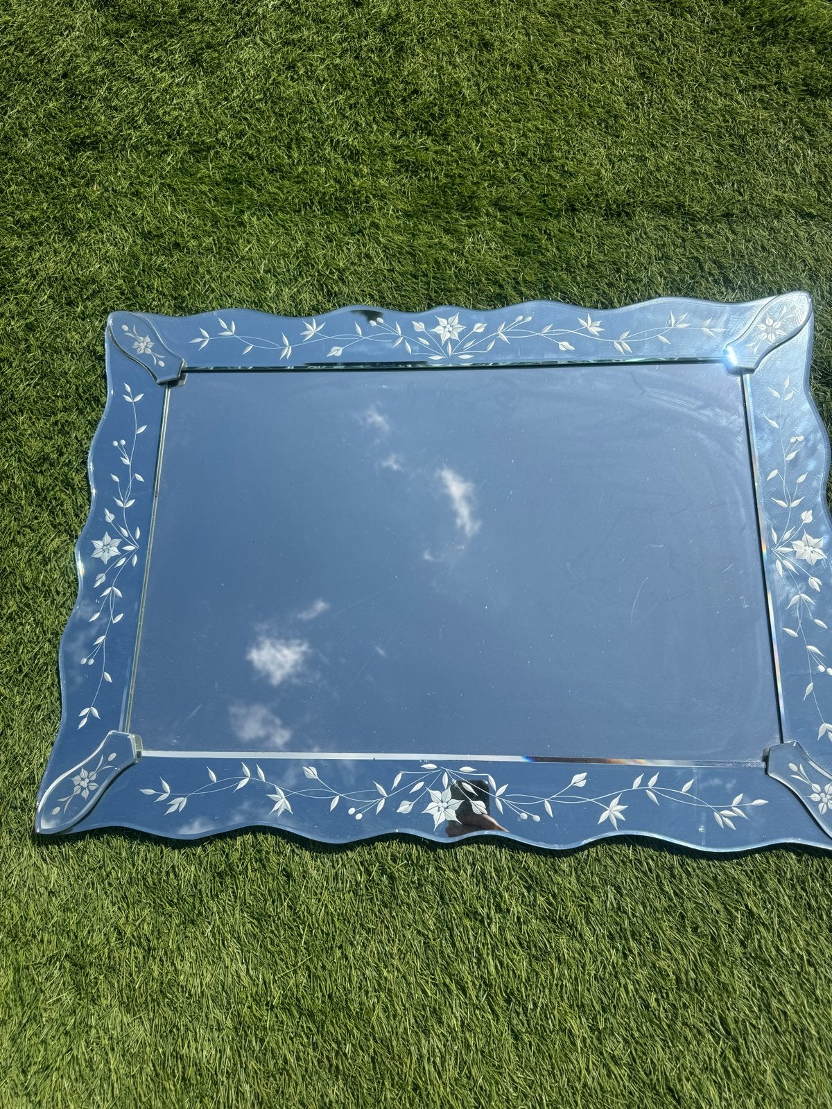 IKEA NESSANE spiegel 54x74 cm met bloemmotief, Gebruikt, Ophalen of Verzenden, Minder dan 100 cm, Rechthoekig
