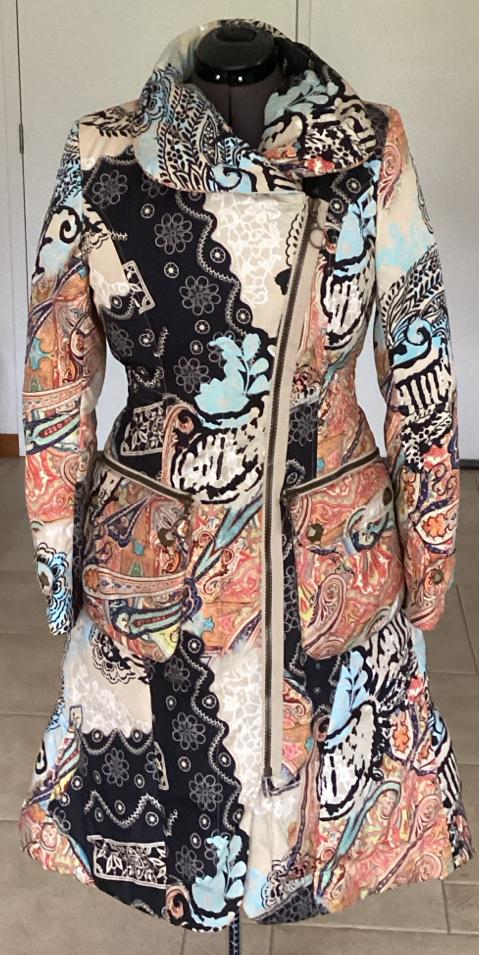 Kleurrijke Daite dames winter jas, maat L, Kleding | Dames, Jassen | Zomer, Gedragen, Maat 42/44 (L), Overige kleuren, Ophalen of Verzenden