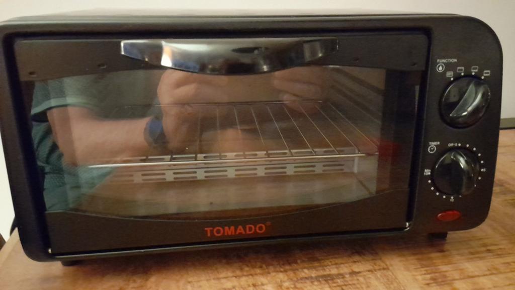 Tomado Mini-oven TM-5530 - Compacte en handige oven, Minder dan 45 cm, Minder dan 45 cm, Ophalen of Verzenden, Vrijstaand