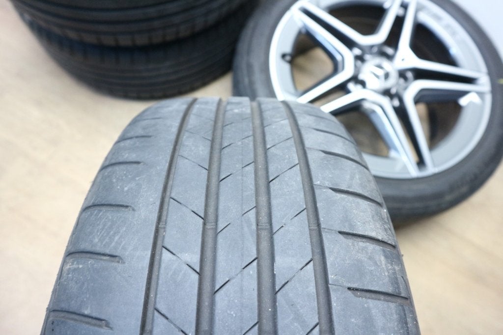 18 inch Mercedes A-klasse AMG velgen + zomerbanden origineel, 18 inch, Gebruikt, Banden en Velgen, Ophalen of Verzenden