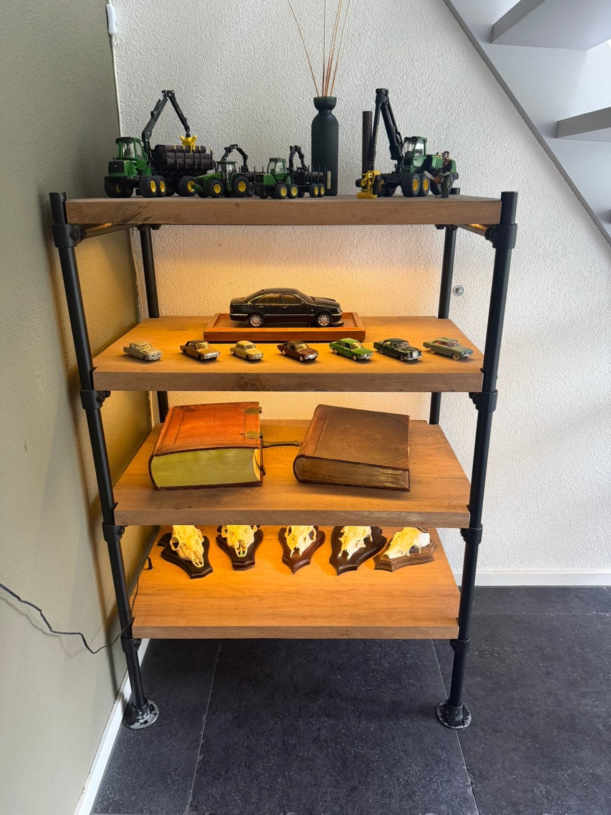 Kast, Ophalen, Zo goed als nieuw