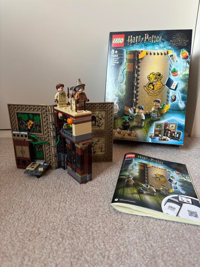 LEGO Harry Potter Hogwarts Kruidenkunde Les 76384, Lego, Harry Potter, Ophalen of Verzenden, Zo goed als nieuw
