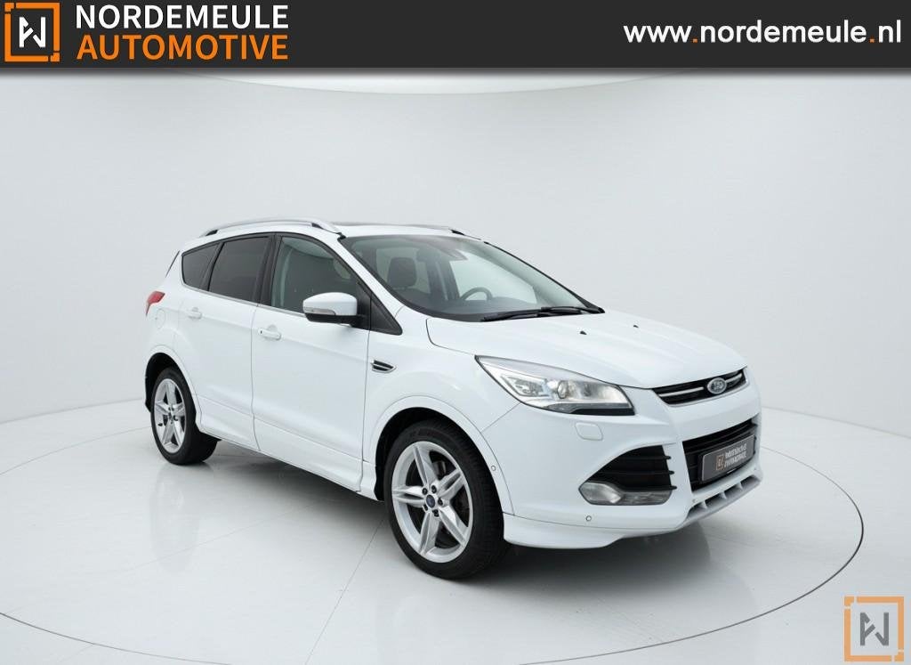 Ford KUGA 1.6 TITANIUM PL. 4WD, AUT, Camera, Navi, Auto's, Ford, Euro 5, Gebruikt, 4 cilinders, Wit