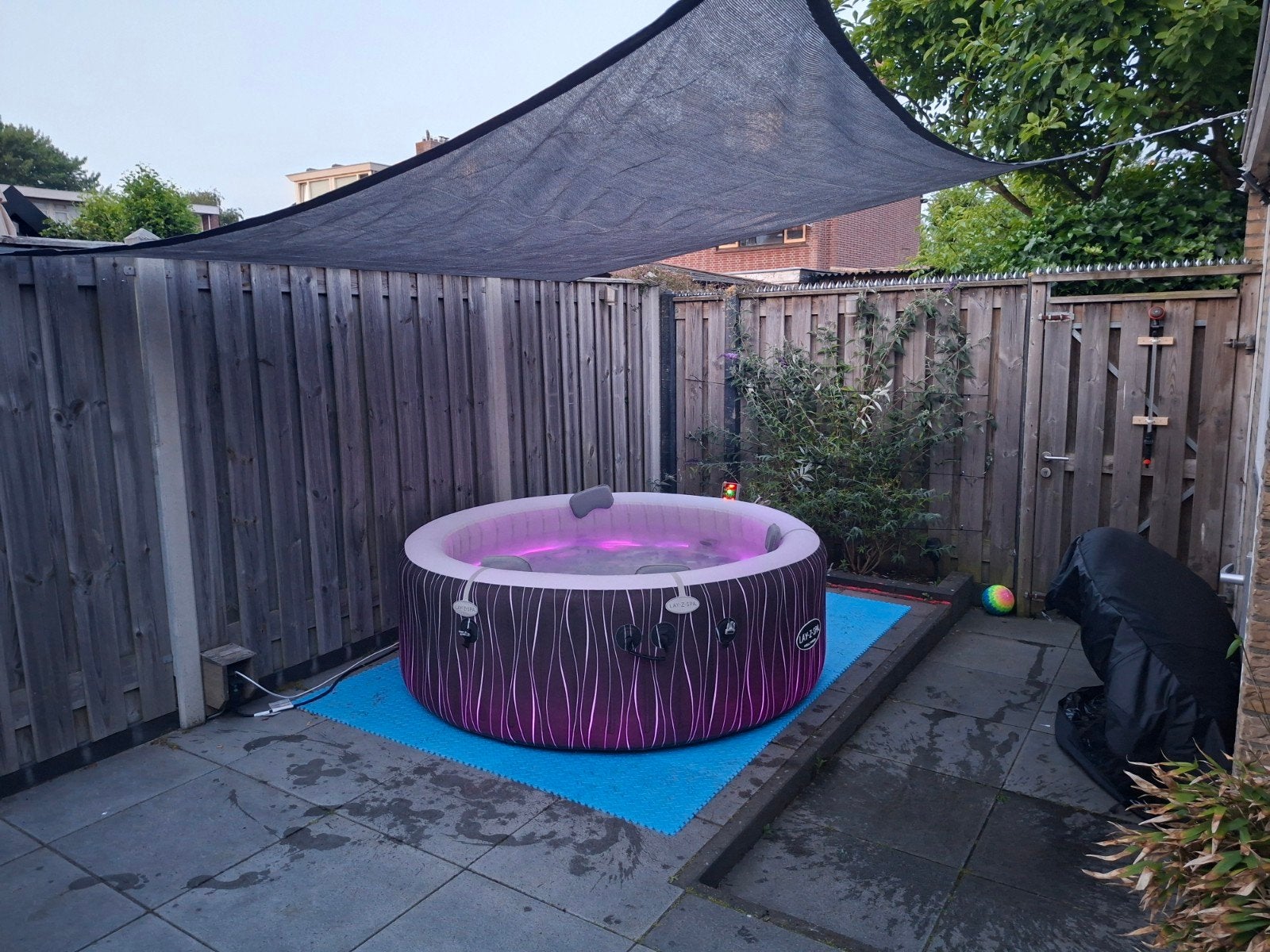 Lay-Z Jacuzzi Hollywood - Z.G.A.N. met extra's, Ophalen of Verzenden, Zo goed als nieuw, Opblaasbaar