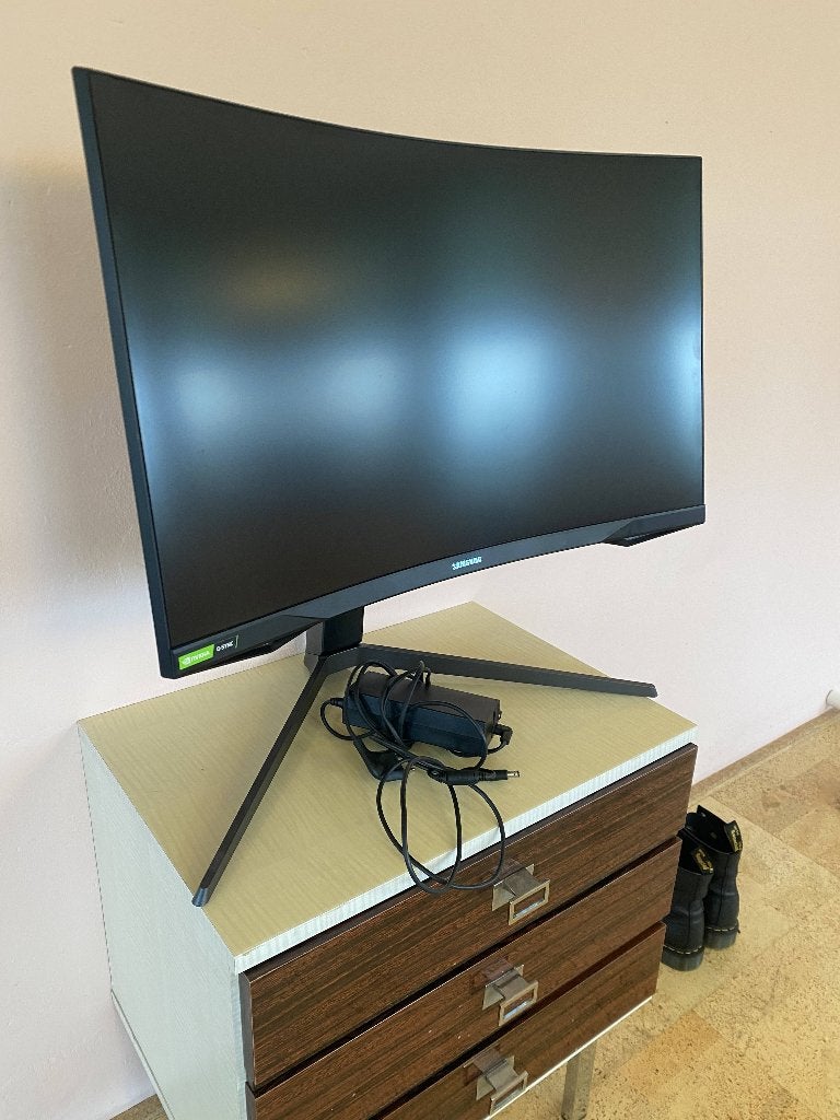 Samsung Odyssey G7 27” QHD 240Hz Curved Gaming Monitor, Computers en Software, Monitoren, Curved, VA, Minder dan 1 ms, Zo goed als nieuw