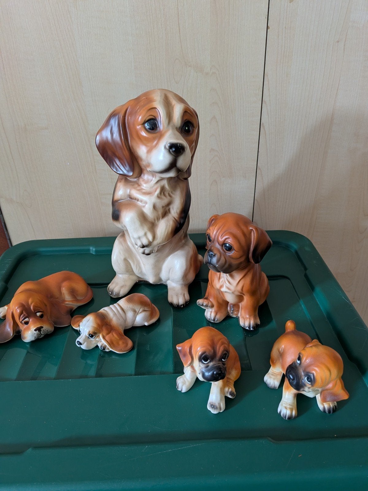 Vintage honden beeldjes - Beagle en Boxer familie, Ophalen of Verzenden