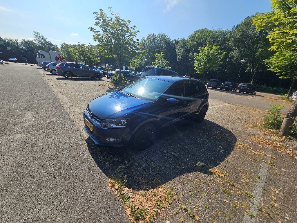 Volkswagen Polo 1.2 6V 44KW 2010 Blauw Nieuw APK, Voorwielaandrijving, Stoelverwarming, 967 kg, 40 €/maand