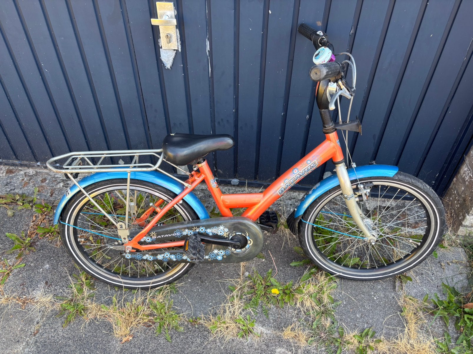 Blauw en oranje Batavus 22 inch meisje, Ophalen, Terugtraprem, 22 inch, Gebruikt