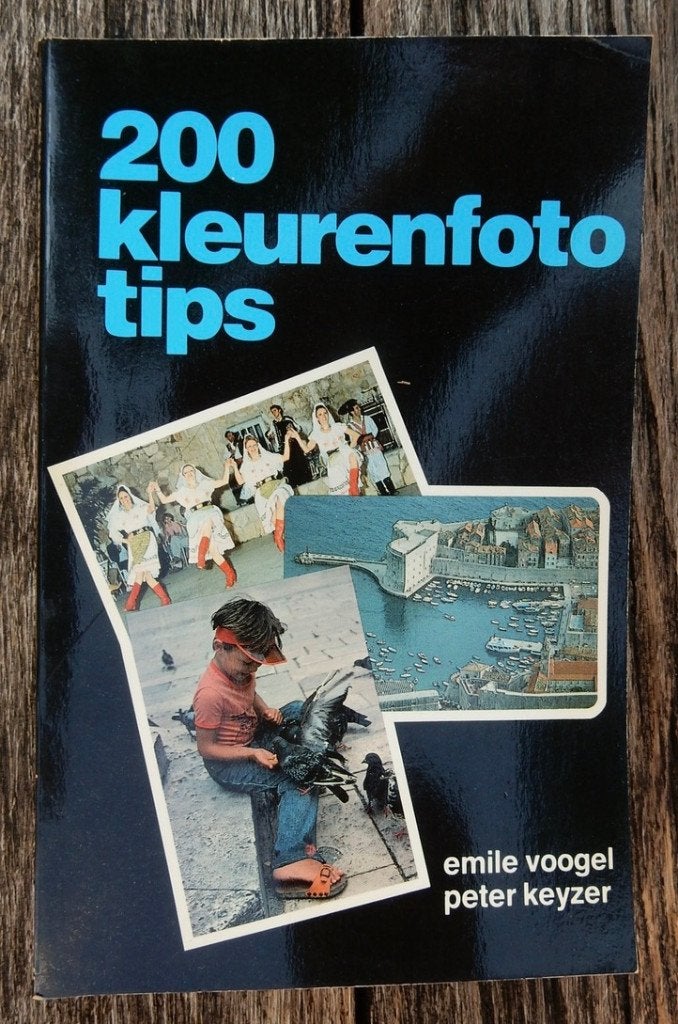 200 Kleurenfototips (Emile Voogel / Peter Keyzer) 3+1 gratis, Boeken, Ophalen, Emile Voogel / Peter Keyzer, Fotograferen en Filmen