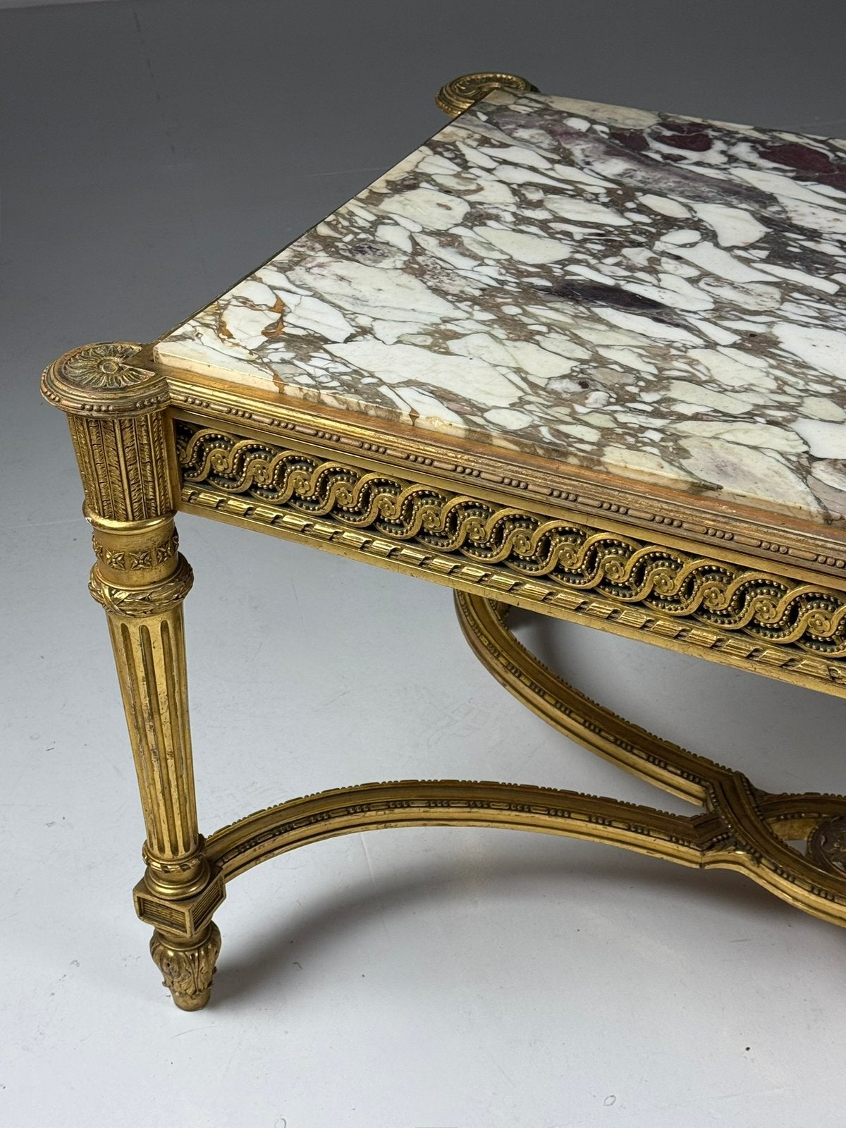 Louis XVI stijl center table, Ophalen