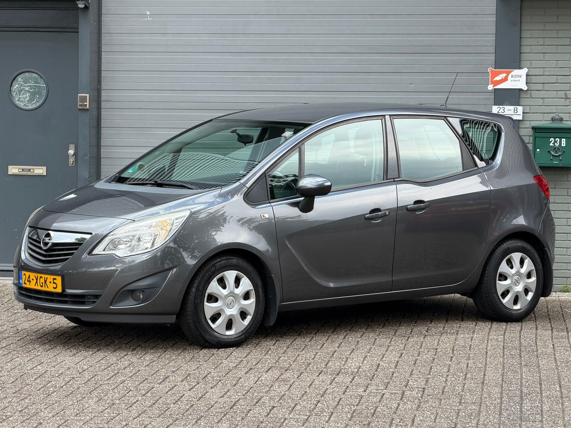 Opel Meriva 1.4 Turbo Anniversary Edition, Auto's, Opel, Voorwielaandrijving, Euro 5, Gebruikt, 680 kg