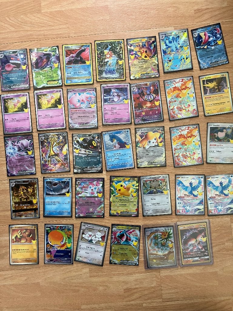 Foto 2 van pokemon 30th anniversary Speciale kaarten