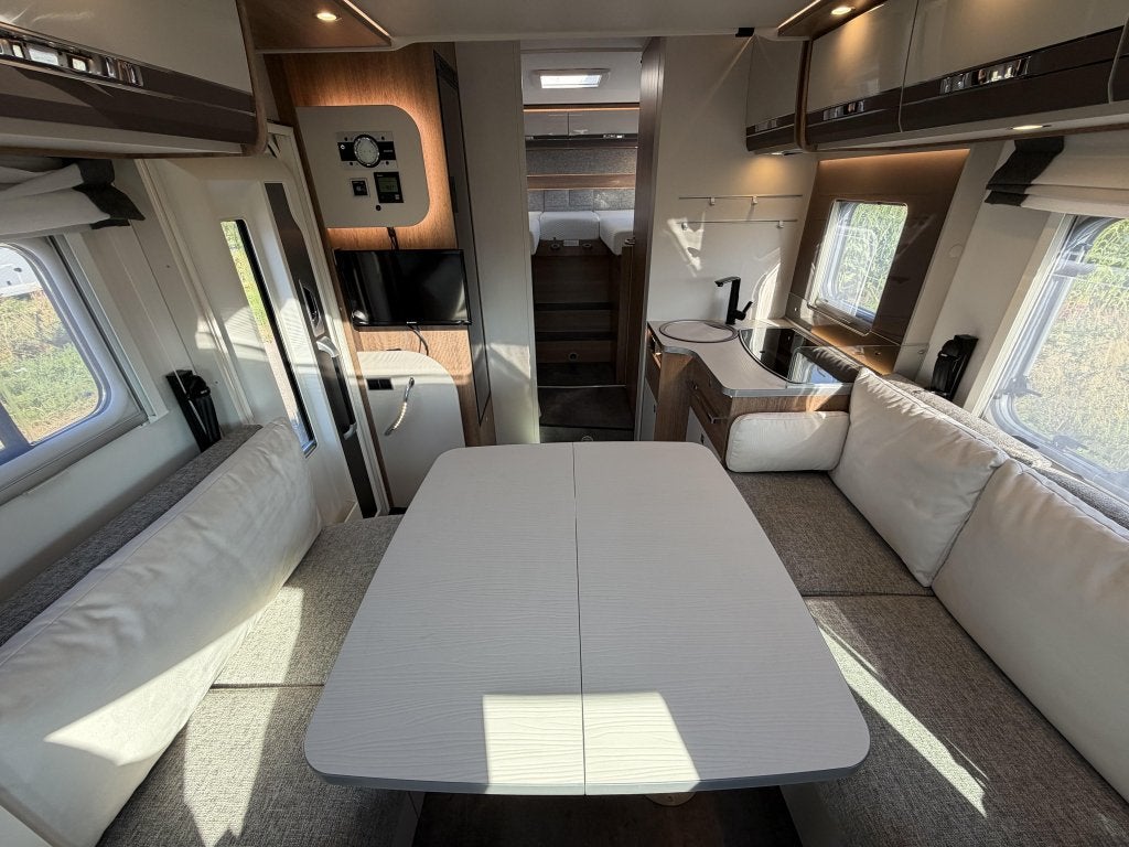 Dethleffs Trend 7057 EBL, 2xAirco, Face-to-Face, Zonnepaneel, Automaat, Ringverwarming, Fiat, Bedrijf