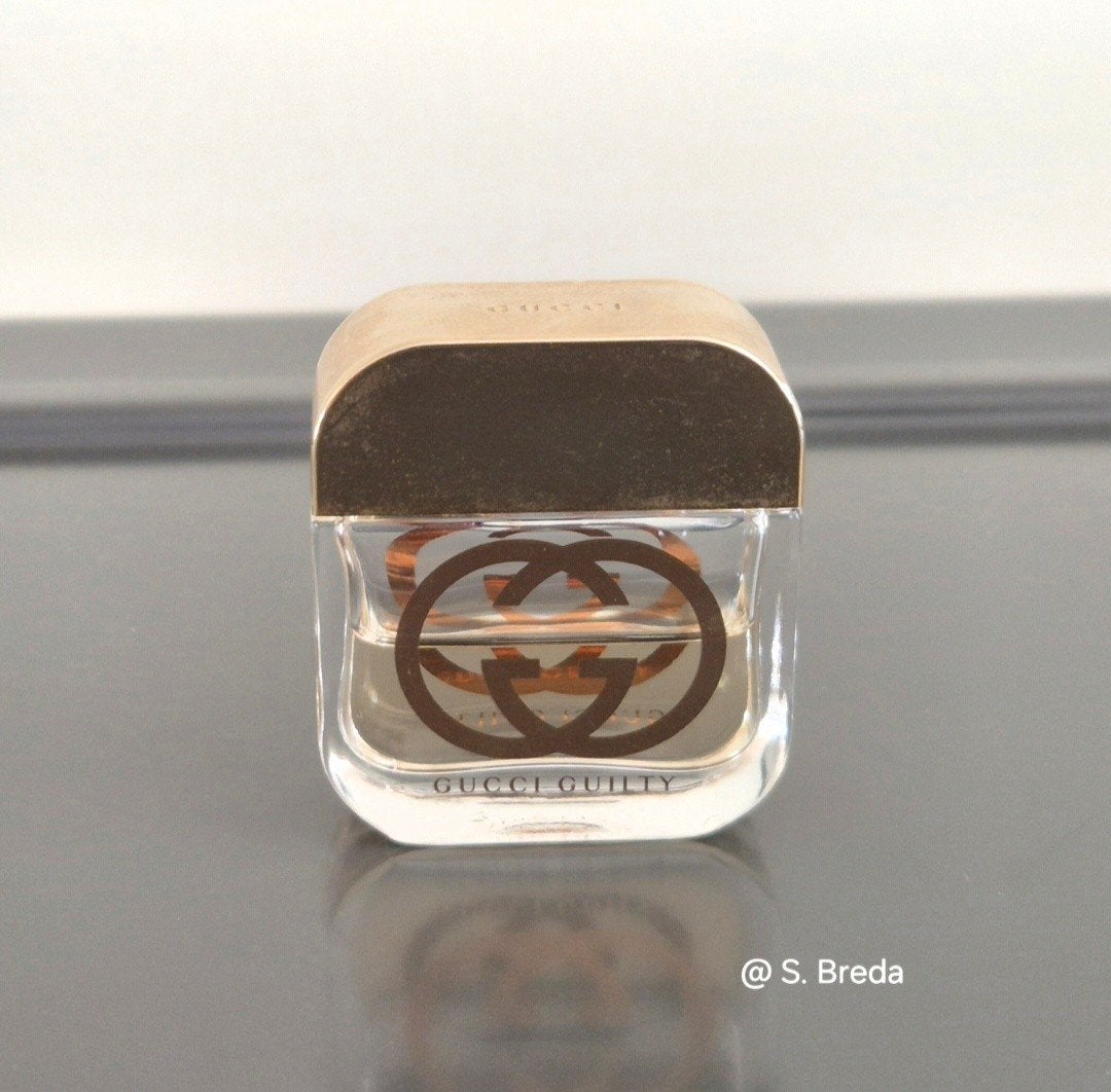 Gucci - Guilty pour Femme - Eau de Toilette miniatuur, Verzamelen, Parfumverzamelingen, Ophalen of Verzenden, Gebruikt, Miniatuur