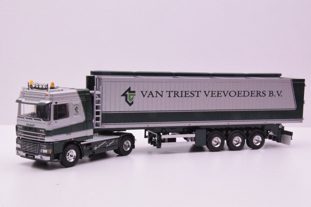 DAF XF  '' van Triest veevoeders ''  Tekno, Ophalen of Verzenden, Zo goed als nieuw, Bus of Vrachtwagen, Tekno
